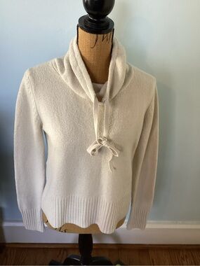 Cabi Hope Pullover - L